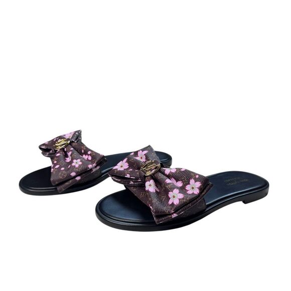 NWT Louis Vuitton x Murakami Lily Flat Mules (35/5) - Picture 6 of 9